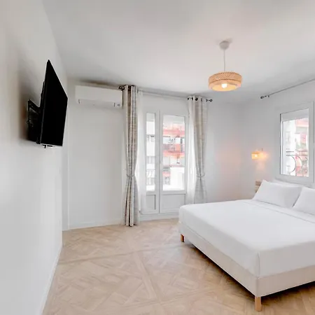 Urbanflat 228 - D Exception Avec Piscine Privee Et Plages A Pied Les Pins Будинок відпочинку
