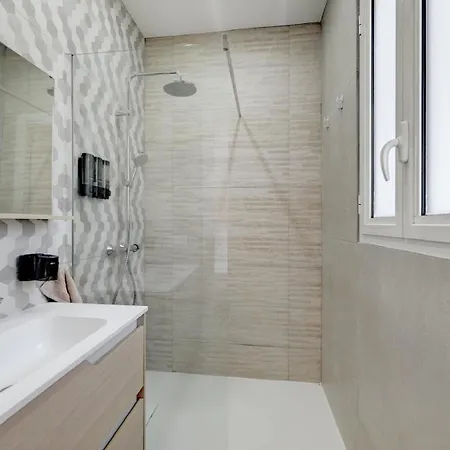 Urbanflat 228 - D Exception Avec Piscine Privee Et Plages A Pied Les Pins Будинок відпочинку Жюан-ле-Пен
