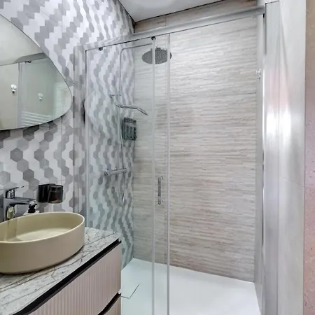Vakantiehuis Urbanflat 228 - D Exception Avec Piscine Privee Et Plages A Pied Les Pins *
